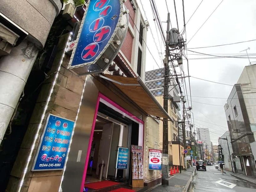 Tokyo: Shinjuku, Kawasaki, Slum & Red Light Tour with Pickup - What Makes This Tour Valuable?