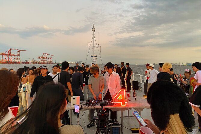 Tokyo Sunset Boat Party with Music Drinks and Vibes - Who Should Consider This Experience?