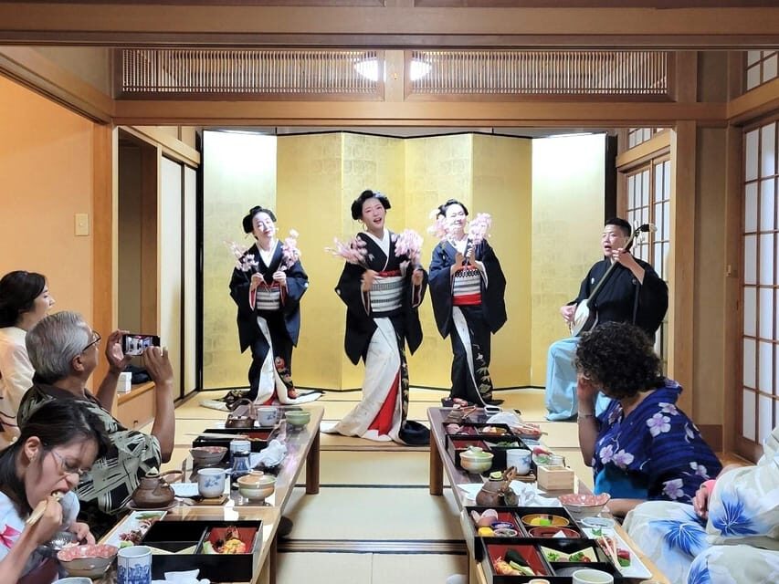 Tokyo: Taste the downtown mood and enjoy traditional cuisine - Why This Tour Offers Great Value