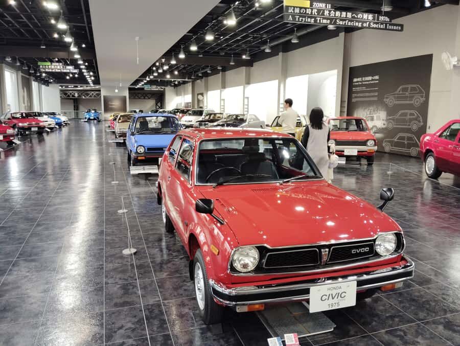 Toyota Automobile Museum & Historic Cars in Motion - An In-Depth Look at the Toyota Automobile Museum Tour