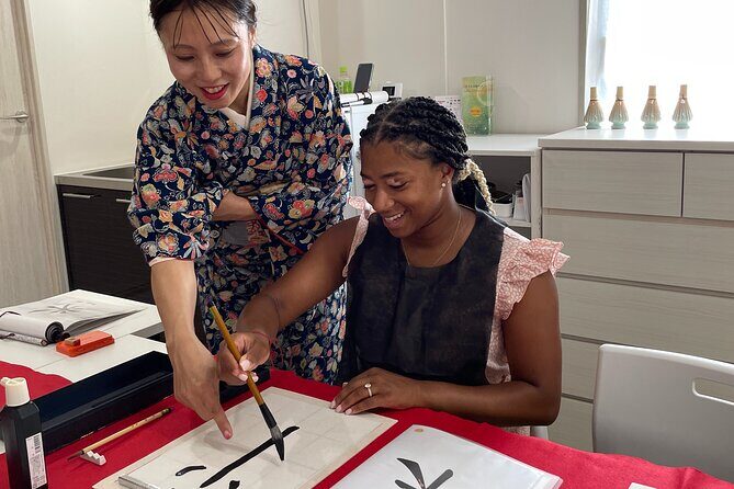 Traditional Calligraphy Experience near Dotonbori - Why This Experience Works