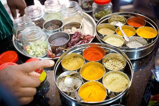 Traditional Indian Cooking Class with Family Experience - The Food and Flavors