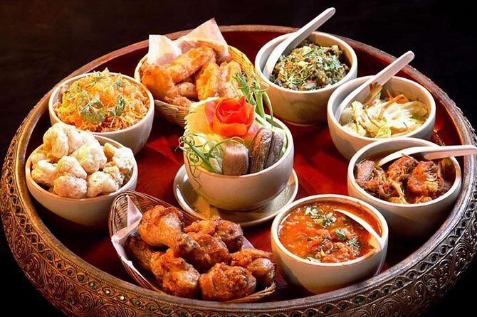 Traditional Khantoke Dinner & Cultural Show Tour in Chiang Mai - Practical Details and Logistics