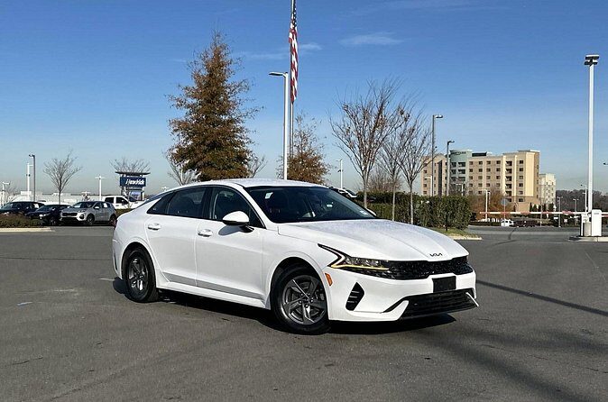 Transfer from Bishkek to Almaty by Taxi - The Realities of Pricing and Value