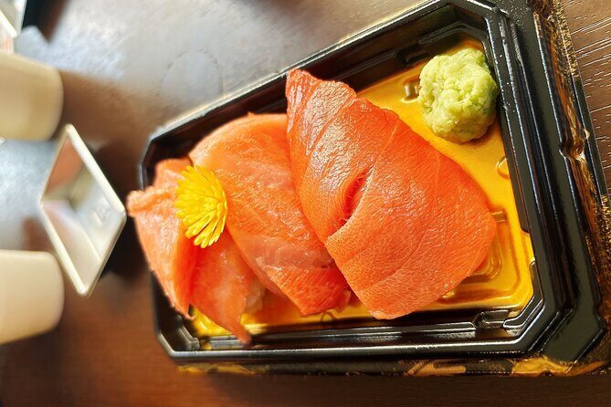 Tsukiji Food Strolling and Hama Rikyu Garden Walking Tour - Who Will Love This Tour?