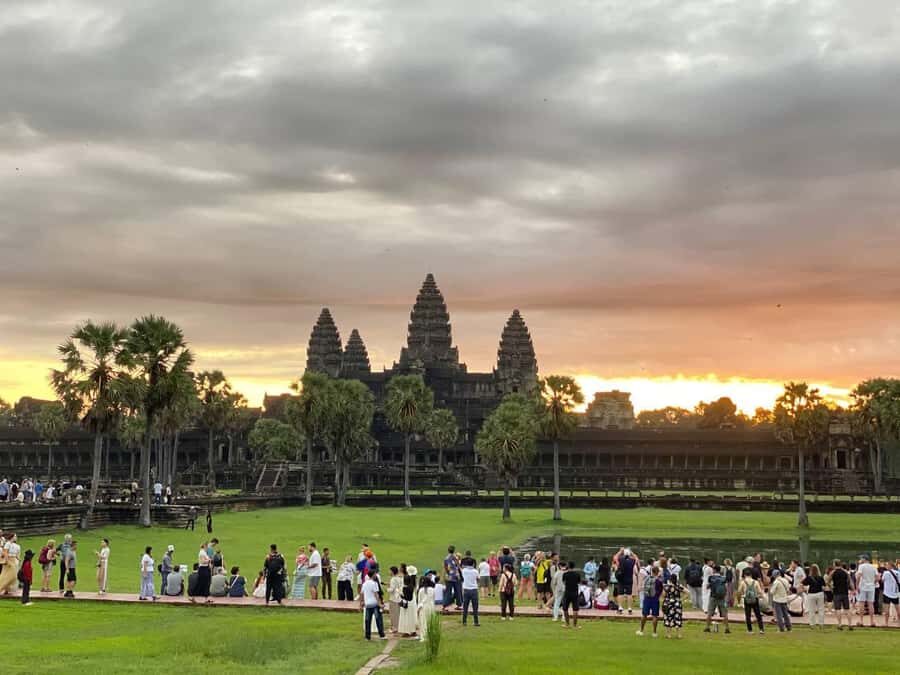 Tuk Tuk Angkor Wat Tours With Sunrise or Sunset - Good To Know