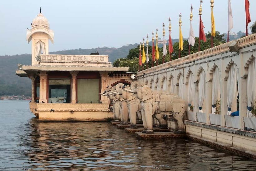 Udaipur: City of Lakes Full-Day Guided Tour - What to Expect: Practicalities and Tips