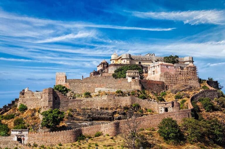 Udaipur: Kumbhalgarh Fort Private Tour with Guide - The Itinerary Breakdown
