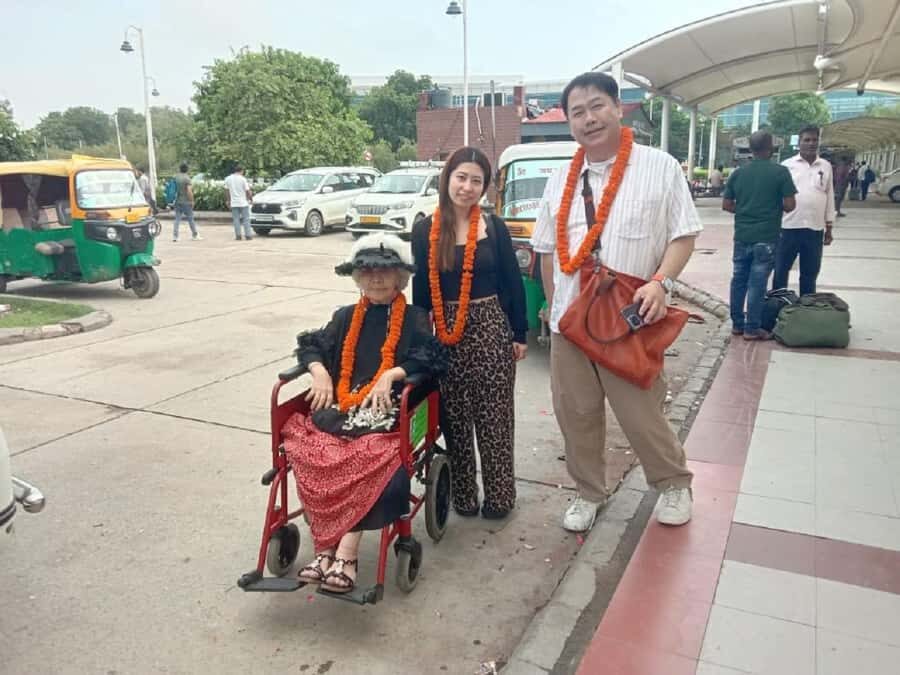 Varanasi: Full Day City Highlights Tour With Ganges Cruise - Practical Information: What You Need to Know