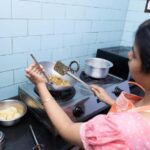 Varanasi: Traditional Indian Cooking Class with Dinner - What the Experience Looks Like