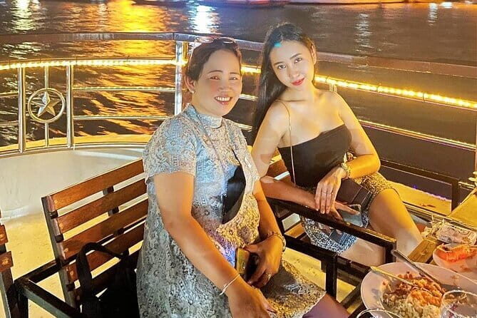 Vela Dinner Buffet Cruise with Bangkok Night Views and Shows - Who Will Love This Experience?