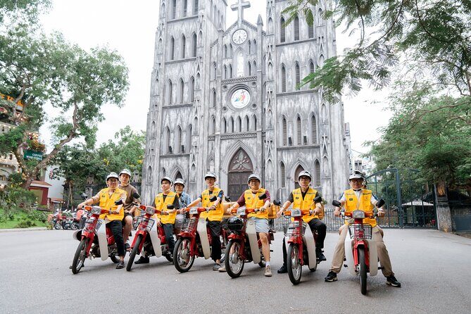 Vintage Motorbike Tour | Historic City Tour with Lunch Included - Food and Drink: A Culinary Journey