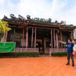 Visit 3 Religions 4 Beliefs Community in Bangkok - Visiting Pak Khlong Talad — The Flower Market