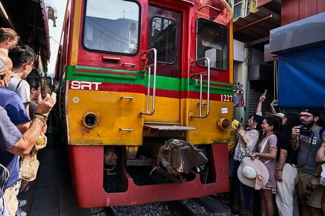 Visit of the fisher man village of Home Krateng from Bangkok with your private English-speaking guide - Authentic Insights from Travelers
