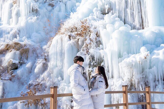 Vivaldi Park Winter Ski with Eobi Ice Valley Day Tour from Seoul - Practical Tips for a Great Experience