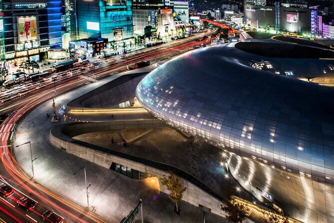 Walking Tour of Dongdaemun DDP, Cheonggyecheon, Gwangjang Market - Detailed Breakdown of the Itinerary