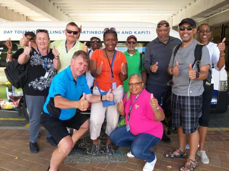 Wellington: Half-Day City Highlights Tour and Cable Car Ride - Weta Cave and Lord of the Rings Fans Paradise