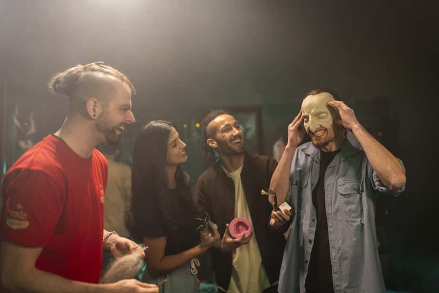 Wellington: Wt Workshop Guided Transfers & Tour - 90-Minute Guided Tour of the Workshop