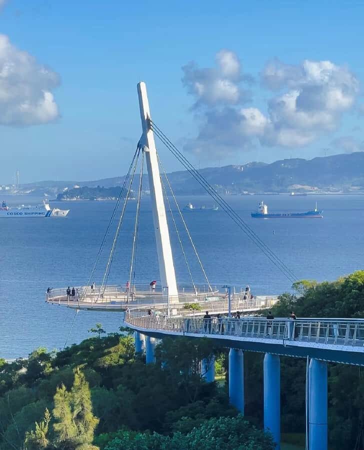 Xiamen City: Sea View, Handicraft & Local Market Tour - Visiting Nanputuo Temple: A Sanctuary of Calm