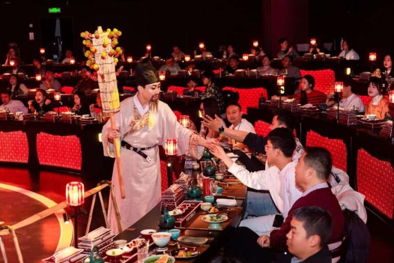 Xi'an: Tang Dynasty Dinner Show with Hanfu Costume - What to Expect from Start to Finish