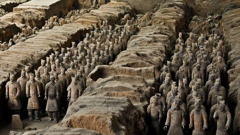 Xian: Terracotta Army Ticket Guided & Transfer Tour Option - The Guide’s Role and the Experience on the Ground