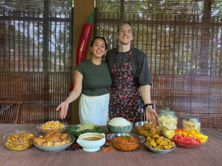 Yogyakarta: Cooking Class with Traditional Market Tour - Why This Tour Works Well