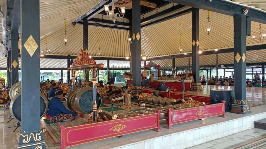 YOGYAKARTA : EXPLORE THE CULTURAL AND NATURE - The Sum Up