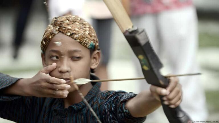 Yogyakarta: Heritage & Archery Experience Tour With Difabike - What to Expect from the Tour
