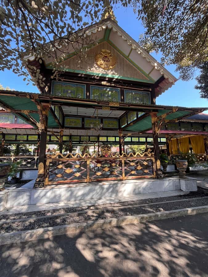 Yogyakarta: Sultan's Palace, Borobudur & Sunset Tour - Why This Tour Offers Great Value