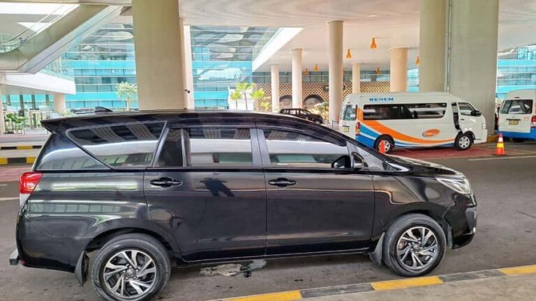 Yogyakarta: Transfer & Tour Borobudur and Prambanan Temples - What to Expect During the Tour