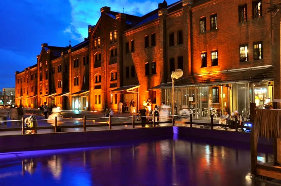 Yokohama Minatomirai: Bay Area Night Tour with Guide - What to Expect During the Tour