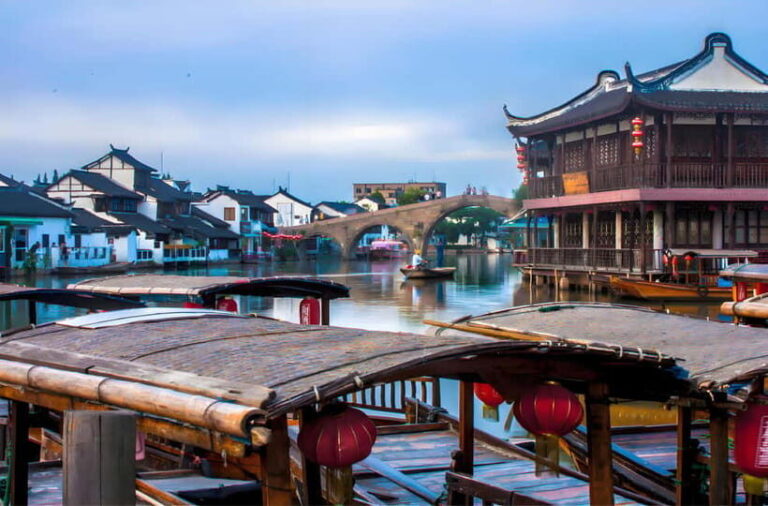 Zhujiajiao Water Town and Shanghai Fake Market Shopping Tour - What You Can Expect During the Tour