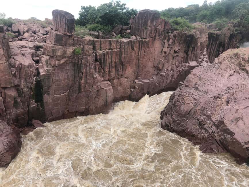 1-Day Khajuraho Temples and Local Village Tour - The Village Experience: In-Depth and Authentic