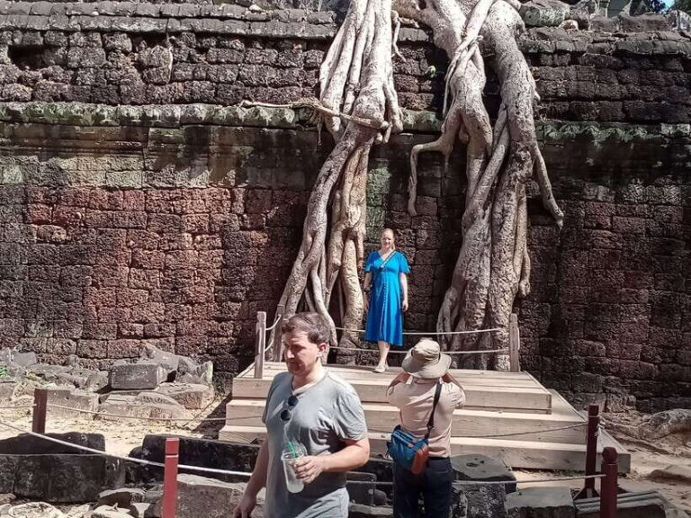 1-Day private Angkor Temple Tour from Siem Reap - The Experience: What It Feels Like to Tour Angkor with a Private Guide