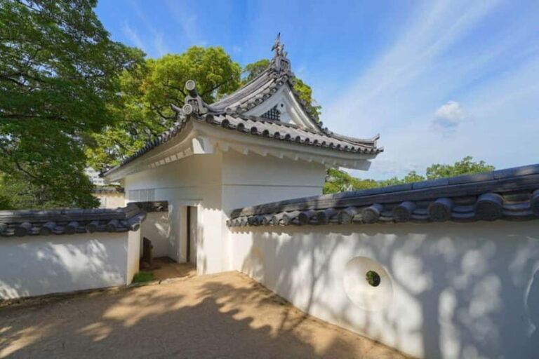 1-Day Tour from Okayama: Kurashiki, Gardens & Okayama Castle - The Value of This Tour