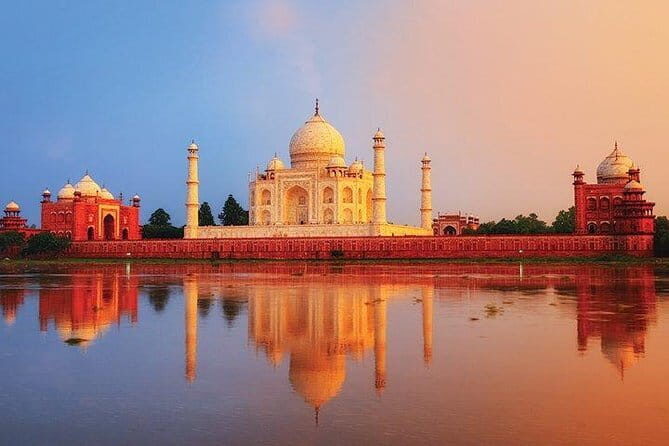 1-Day Trip to The Taj Mahal and Agra from Pune with Both side Commercial Flights - How the Tour Works and What to Expect