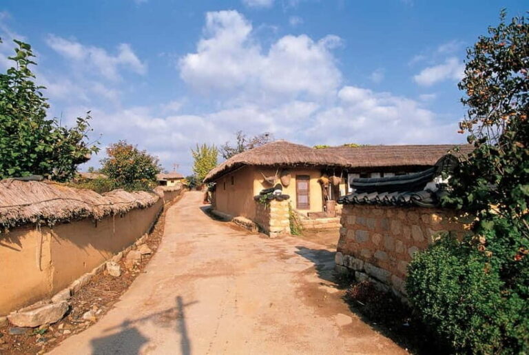 2-Day Andong and Gyeongju UNESCO Tour from Andong - Who Will Love This Tour?