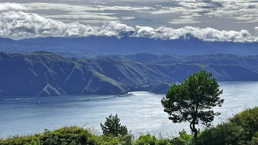 2-Day from Medan: Orangutan Bukit Lawang and Lake Toba Tour - Deep Dive into the Highlights