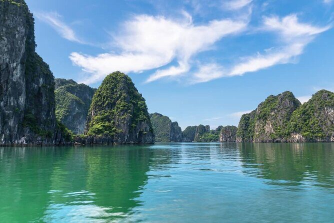 2-Day Guided Bai Tu Long Bay Boutique Cruises From Ninh Binh - What Makes This Tour Stand Out?