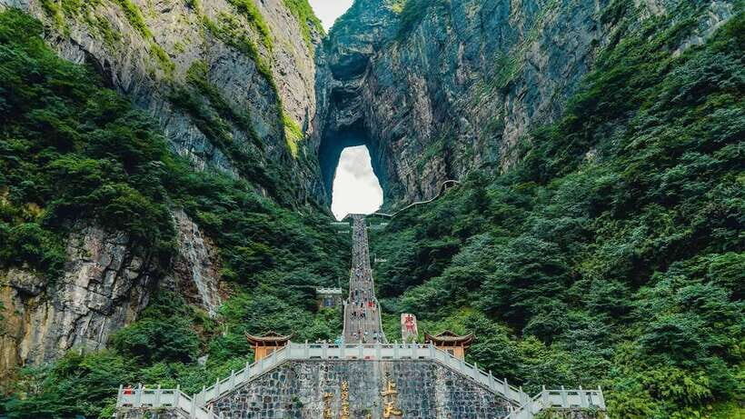 2-Day Private Zhangjiajie Tour to AVATAR & Tianmen Mountain - What’s Included & What to Keep in Mind