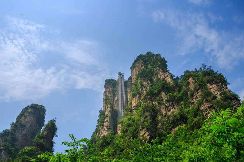2-Day Zhangjiajie Tour Including Yuanjiajie Mountains - Authentic Experiences and Insights from Past Travelers