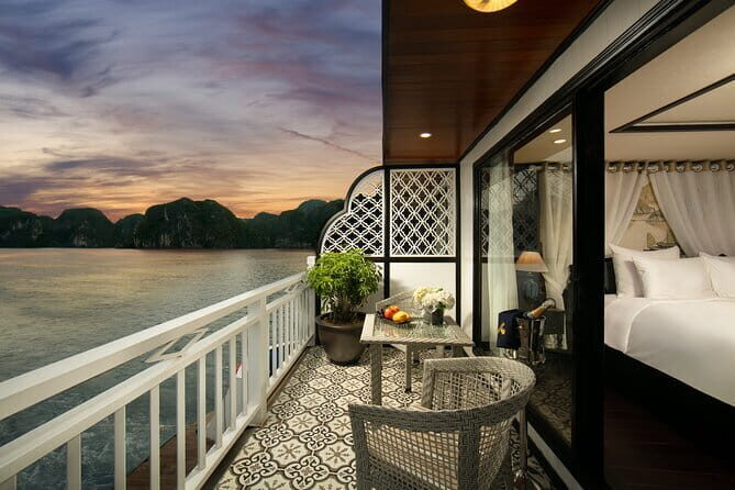 2 Days 1 Night Luxury Cruise Travel in Ha Long Bay - Day 2: Exploring More and Returning to Hanoi