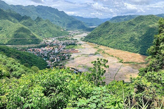 2 Days 1 Night Mai Chau Classic Tour from Hanoi - Who Should Consider This Tour?  