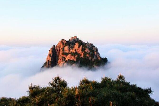 2 Days Guided Tour in Huangshan - A Deep Dive into the Itinerary: What to Expect
