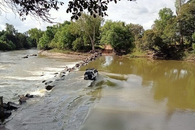 2 Days Kakadu - Day 2: Waterfalls, Swimming, and Wetland Cruises