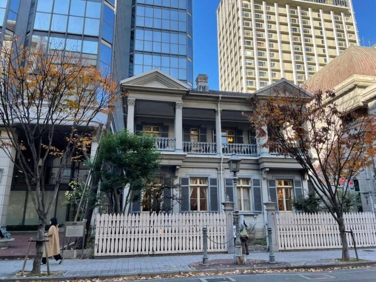 2-Hour Walking Tour of Chinatown and the Port Area - The Experience: What Makes It Special