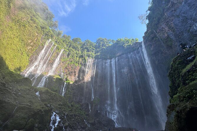 2D1N Tumpak Sewu Waterfall & Bromo Sunrise Adventure Tour - Bromo’s Iconic Sunrise: A Must-Experience