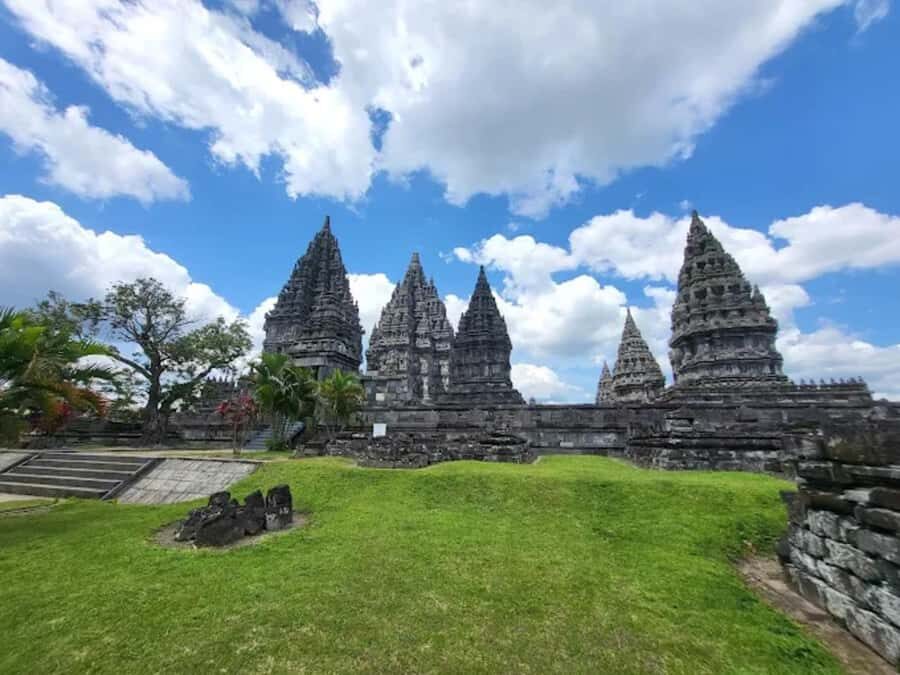 2DTour Borobudur, Prambanan Temples & Jomblang, Pindul caves - An In-Depth Look at Your 2-Day Yogyakarta Adventure