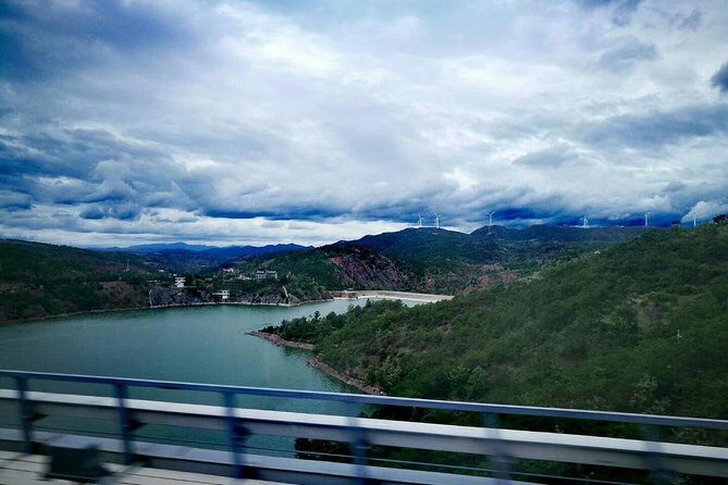 3-Day Self-guided Yangshuo Weekend Tour By Bullet Train from Hong Kong - Day 1: Arrival and Relaxed Exploration