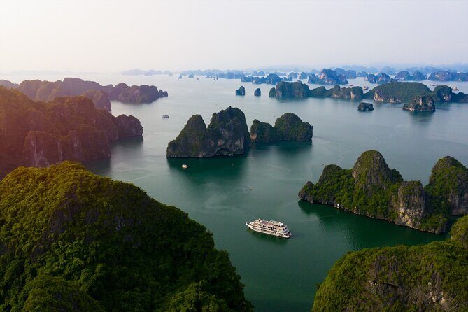 3 Days Apple Cruise Discover Halong Bay from Hanoi - The Day-by-Day Breakdown